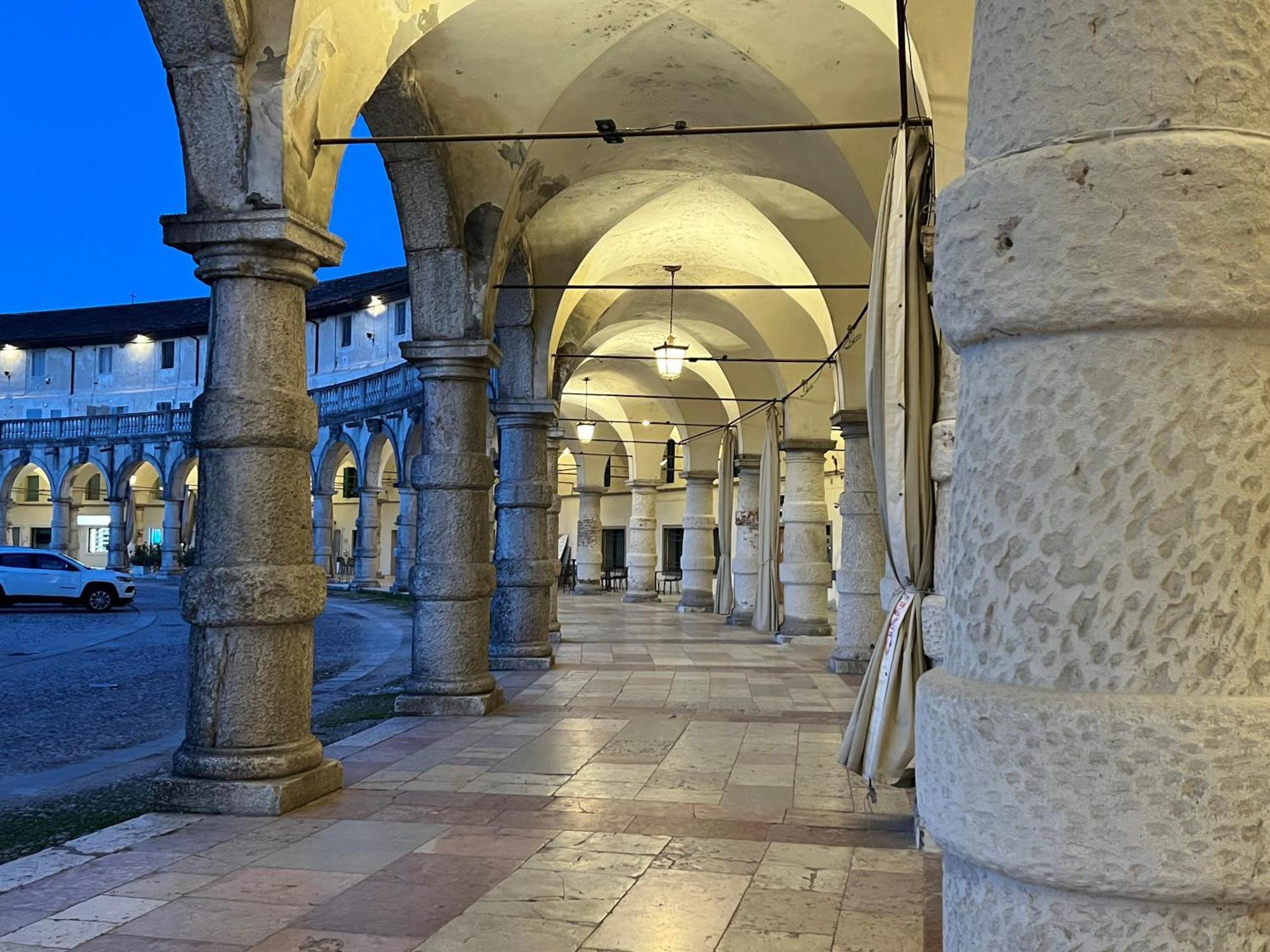 Boutique House Alle Loggie Palladiane Di Villa Contarini Piazzola sul Brenta Eksteriør bilde